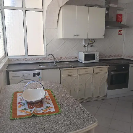 Homem De Ferro Алвор